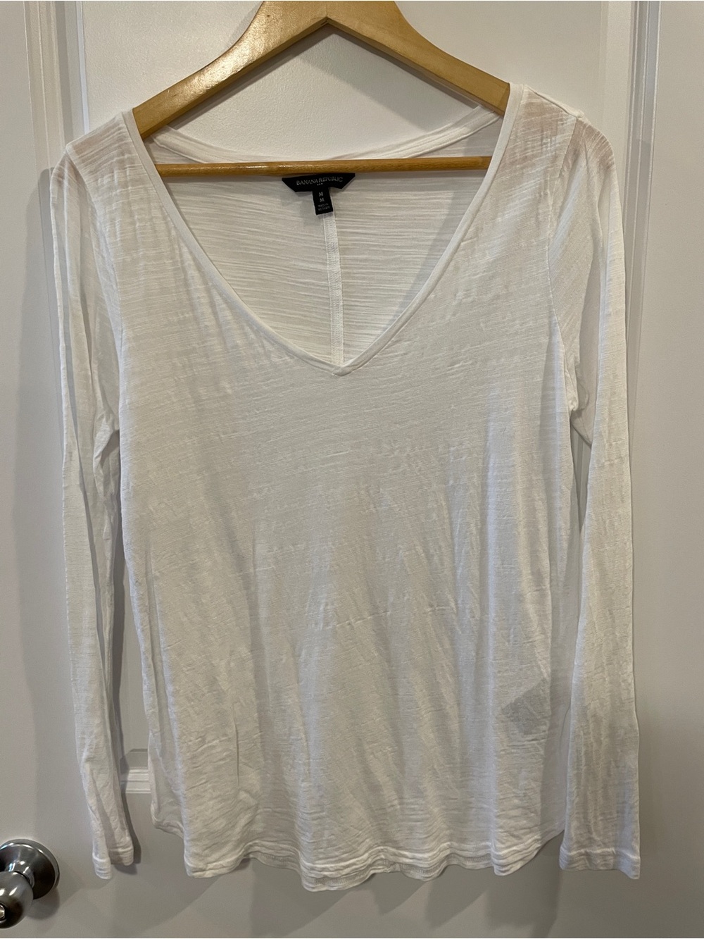 Banana Republic White Long Sleeve V-Neck Tee